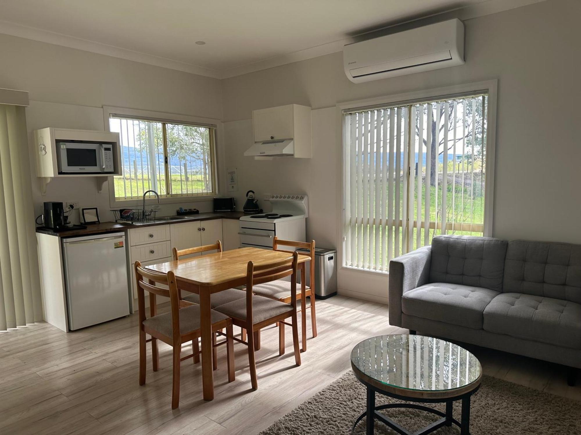 Blueberry Hills On Comleroy Farmstay - Self-Contained Cottages Kurrajong エクステリア 写真